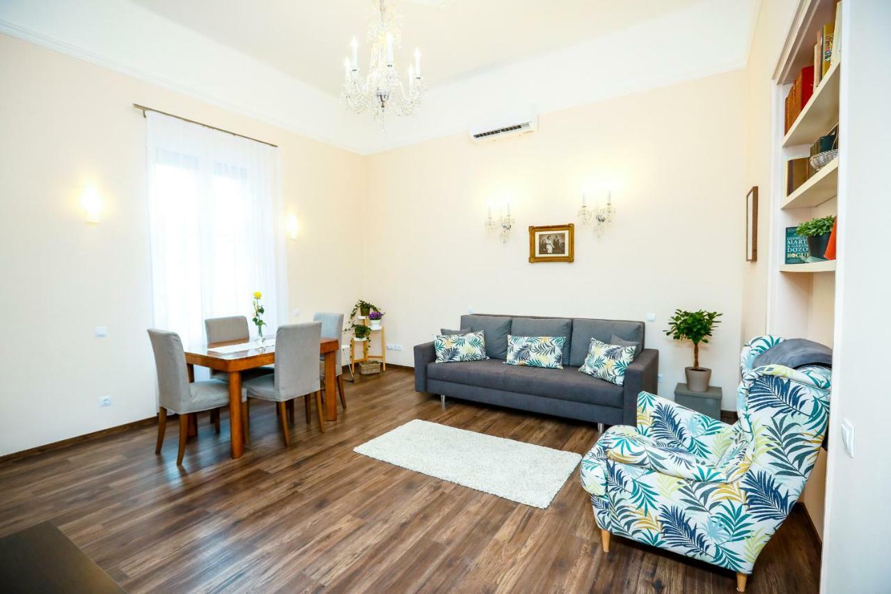 D8 Design Apartment & Studio Eger Luaran gambar