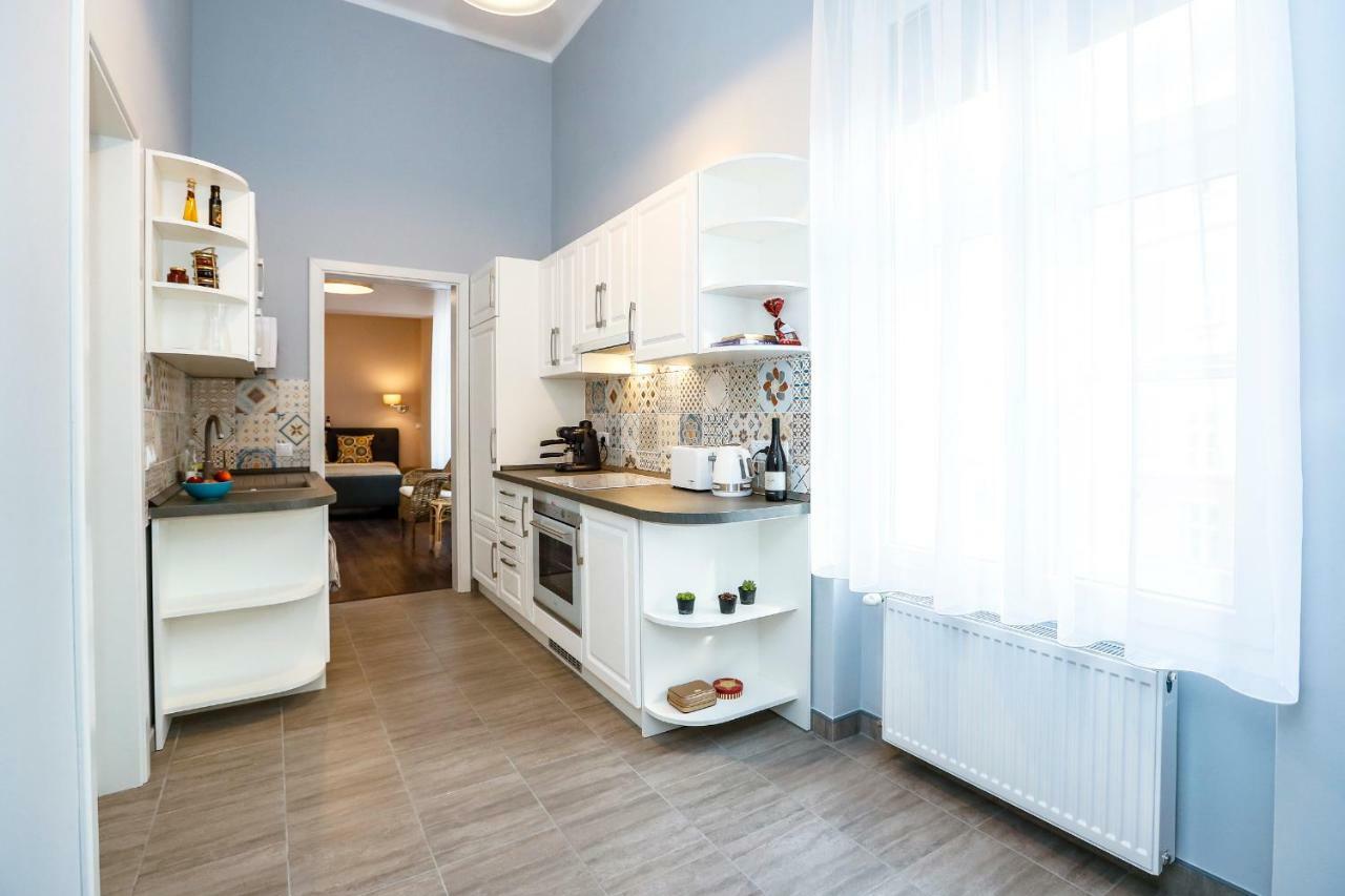 D8 Design Apartment & Studio Eger Luaran gambar